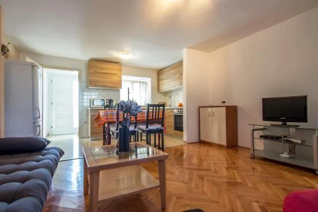 Dejan Apartman Porec